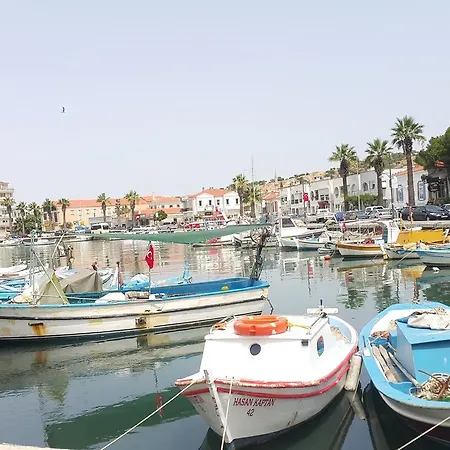 Ayvalik Pansiyon Ayvalı