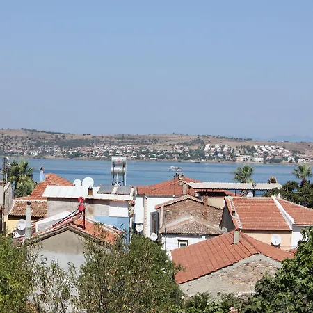 Ayvalik Pansiyon *